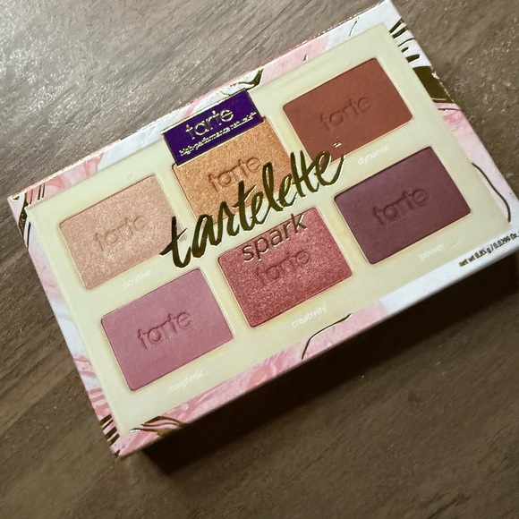 Tarte Tartelette Spark - Picture 1 of 4